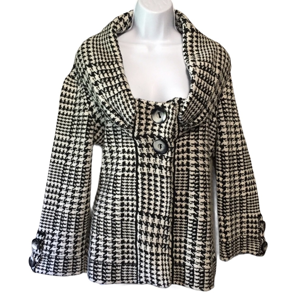 Sweater Cowl neck Avette Black & White Houndstooth Plaid Small 1 Button …
